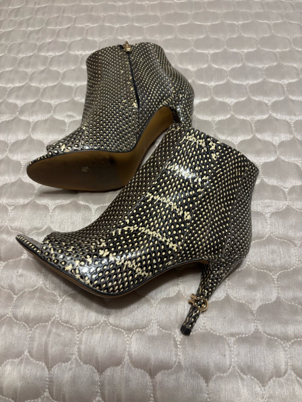 Coach Snakeskin Peep Toe Ankle Booties Heels Size 7B